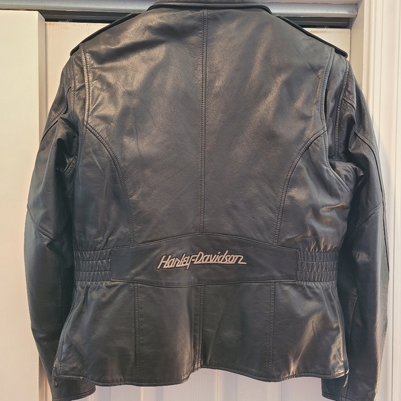 Harley-Davidson Black Leather Jacket (Women's) Small - Picture 3 of 3